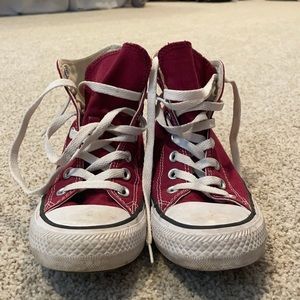 Maroon converse